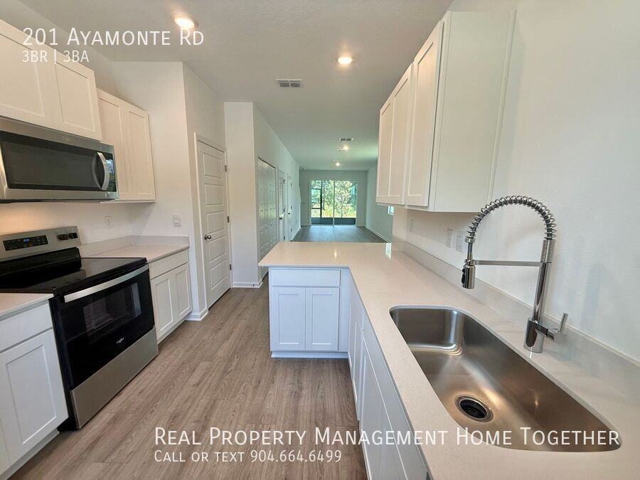 201 Ayamonte Rd - Photo 5 of 28
