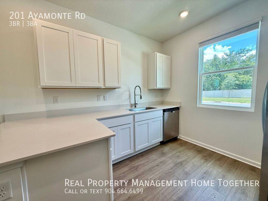 201 Ayamonte Rd - Photo 6 of 28