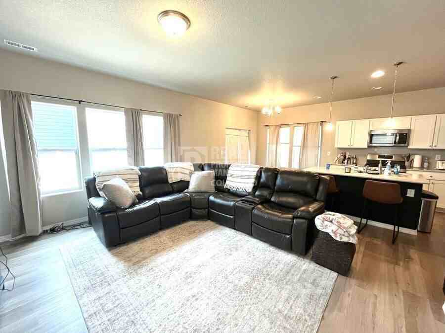 4287 Samaritan Loop - Photo 3 of 18