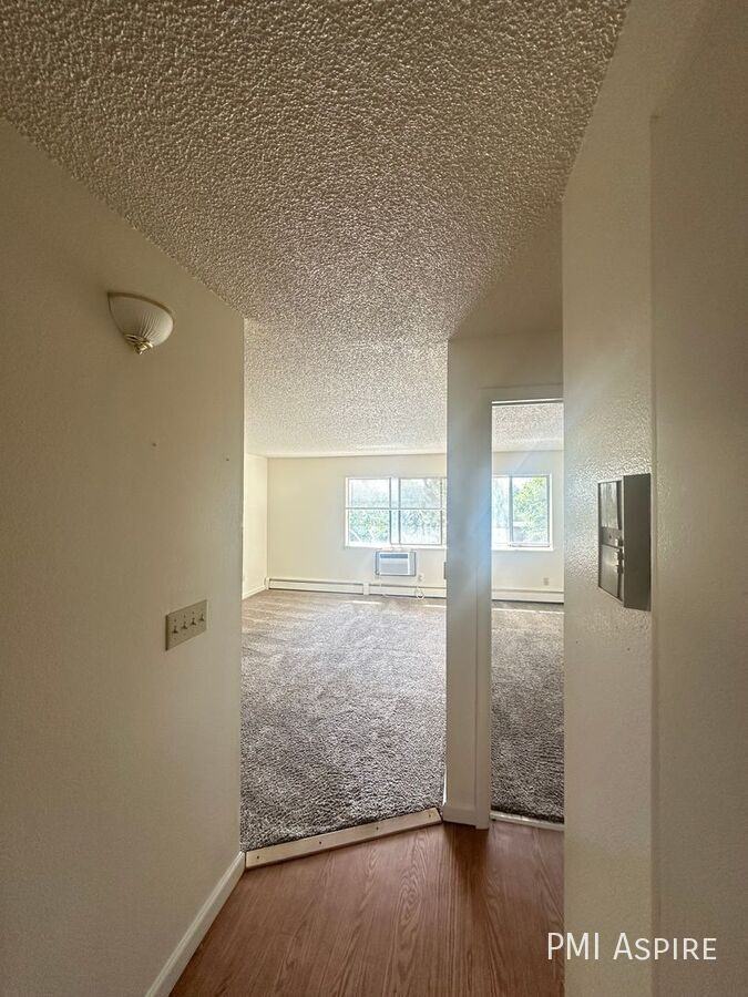 2264 Dexter Dr #301 - Photo 2 of 7