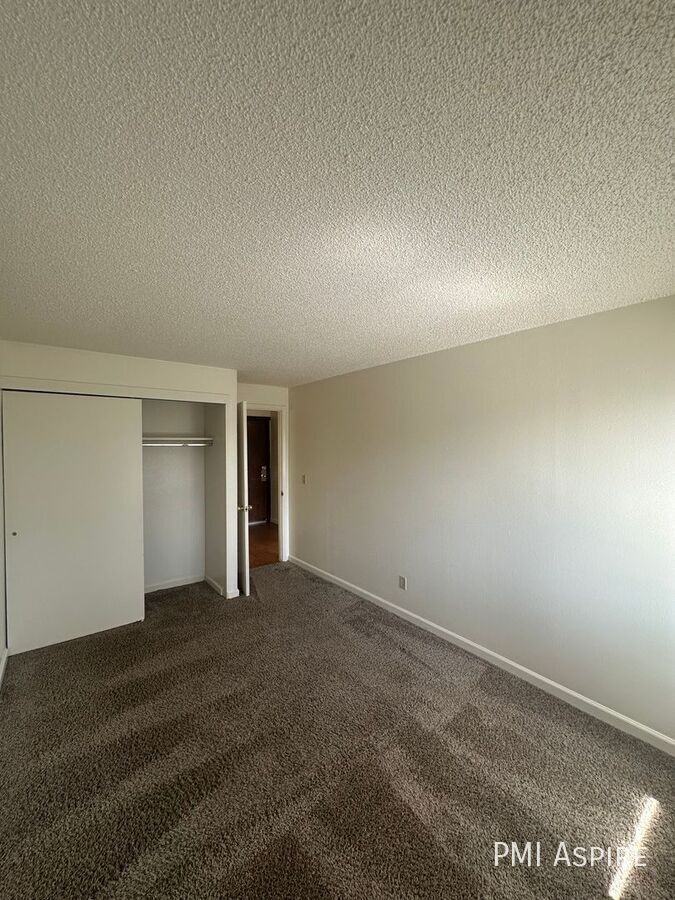 2264 Dexter Dr #301 - Photo 6 of 7