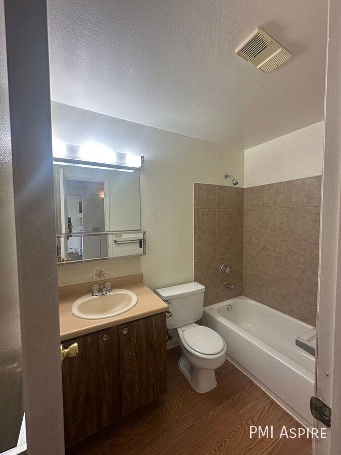 2264 Dexter Dr #301 - Photo 7 of 7