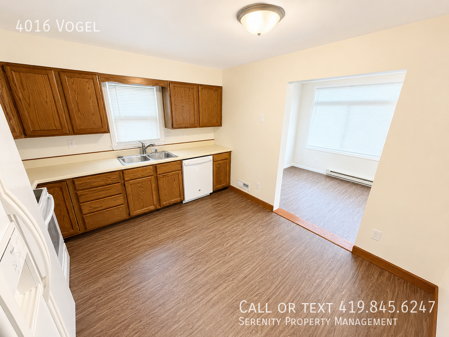 4016 Vogel Dr - Photo 3 of 11
