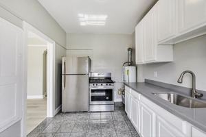featured image of 1824 Linden St #15