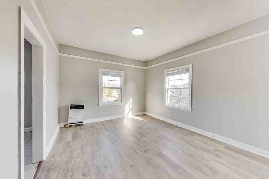 1824 Linden St #15 - Photo 2 of 15