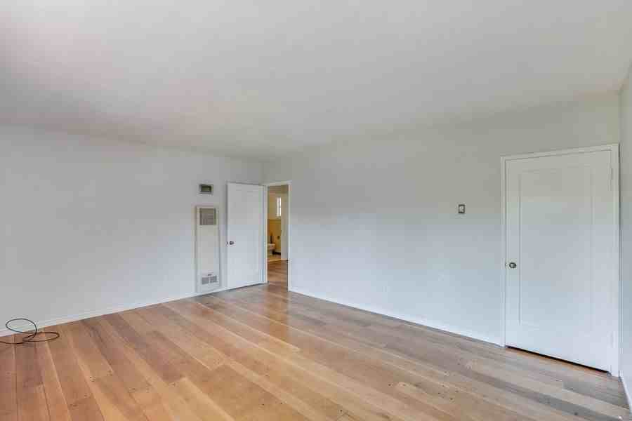 2727 Parker St #C - Photo 6 of 19