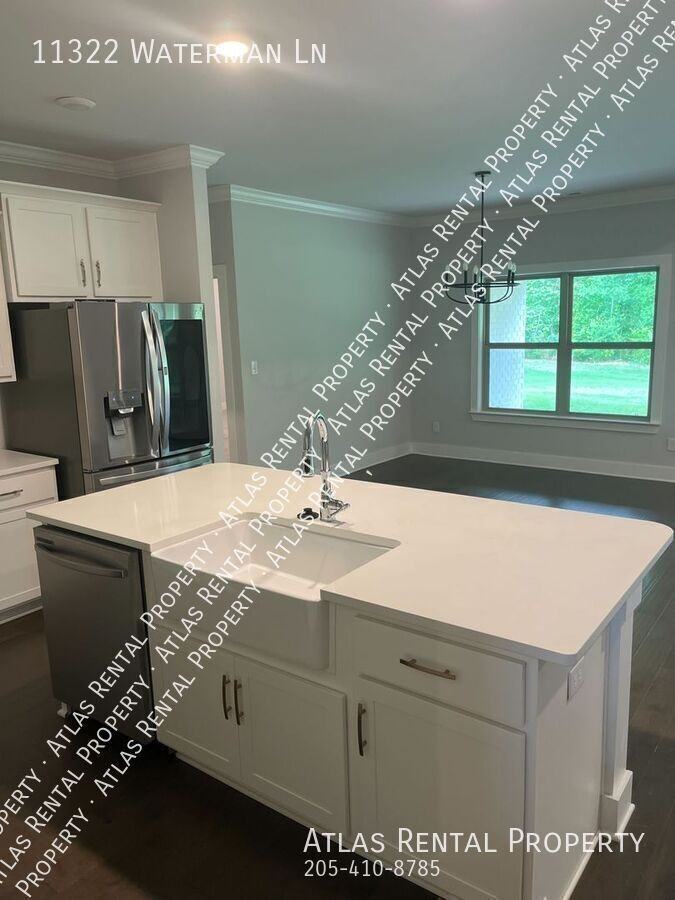 11322 Waterman Ln - Photo 4 of 8