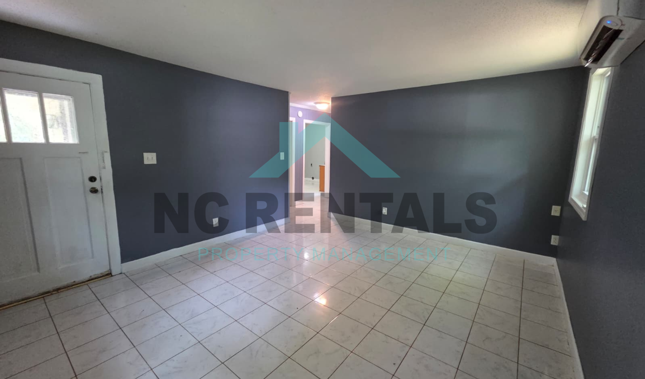 3211 Donnell St - Photo 5 of 23