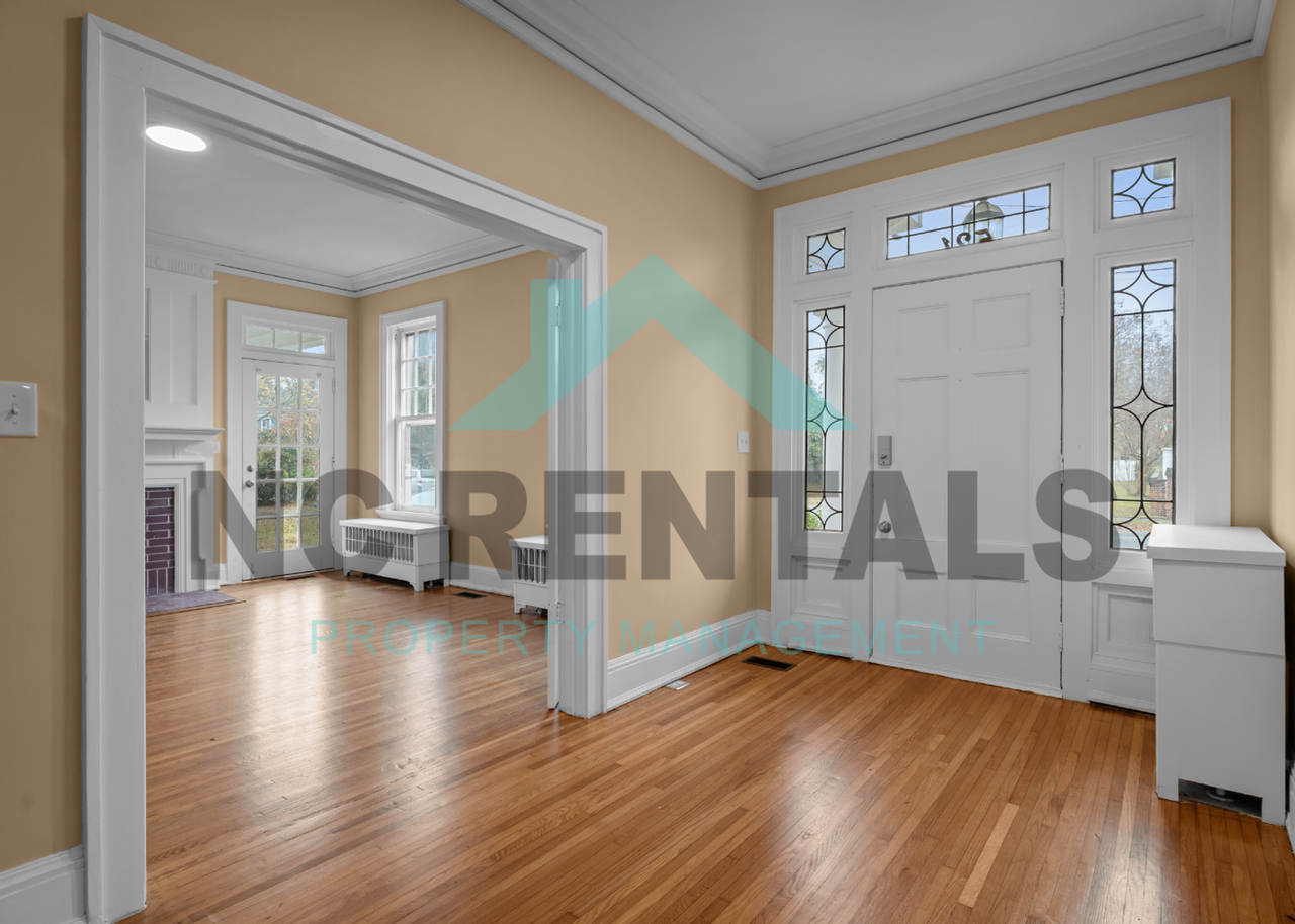 521 Park Pl - Photo 4 of 35