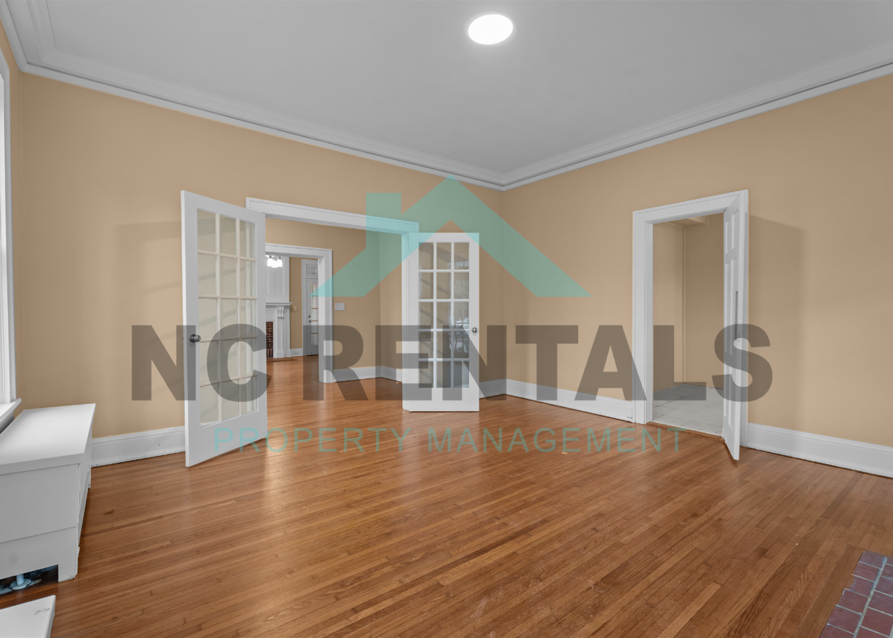 521 Park Pl - Photo 5 of 35