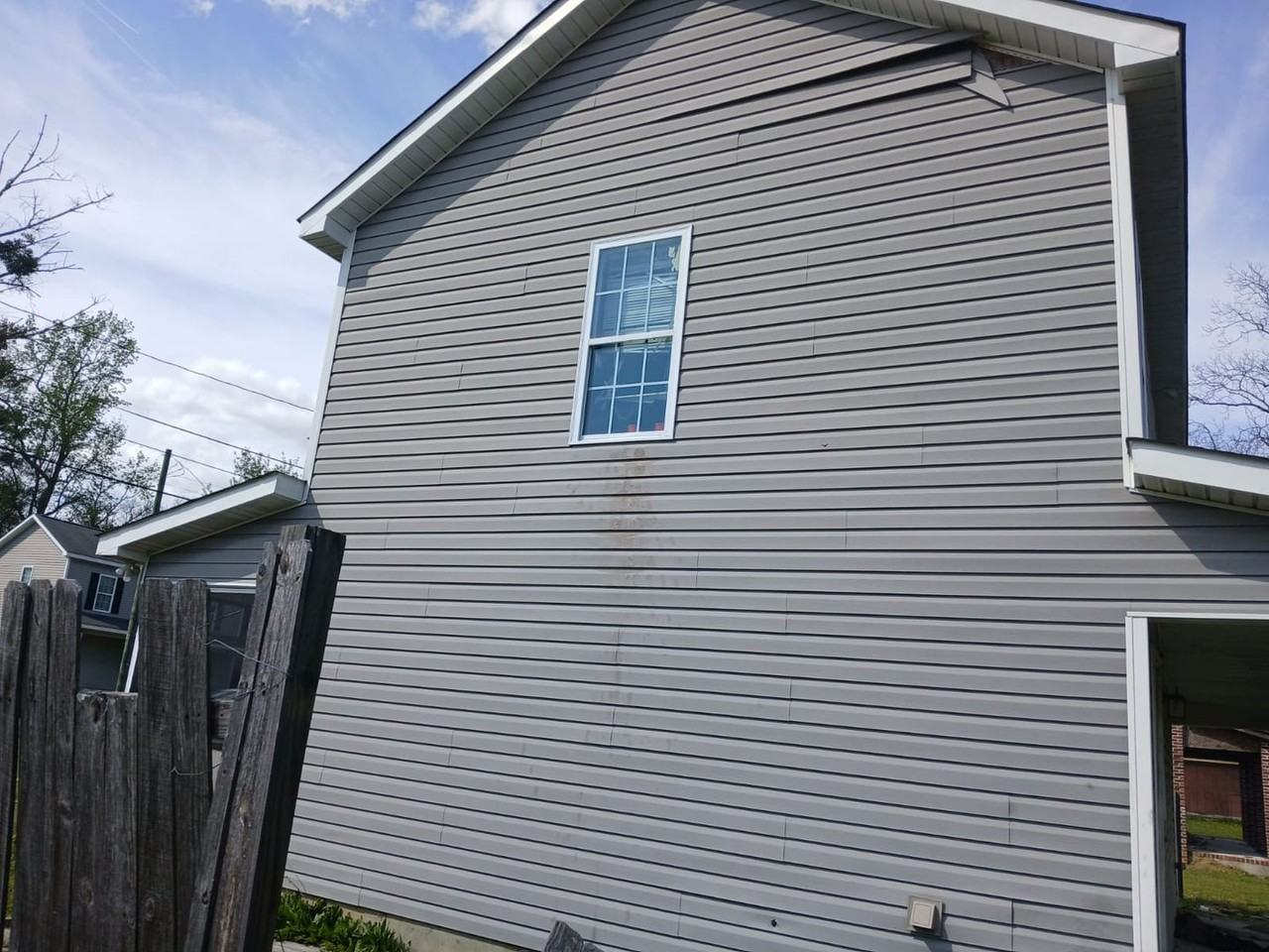 607 Roosevelt Ave - Photo 4 of 11