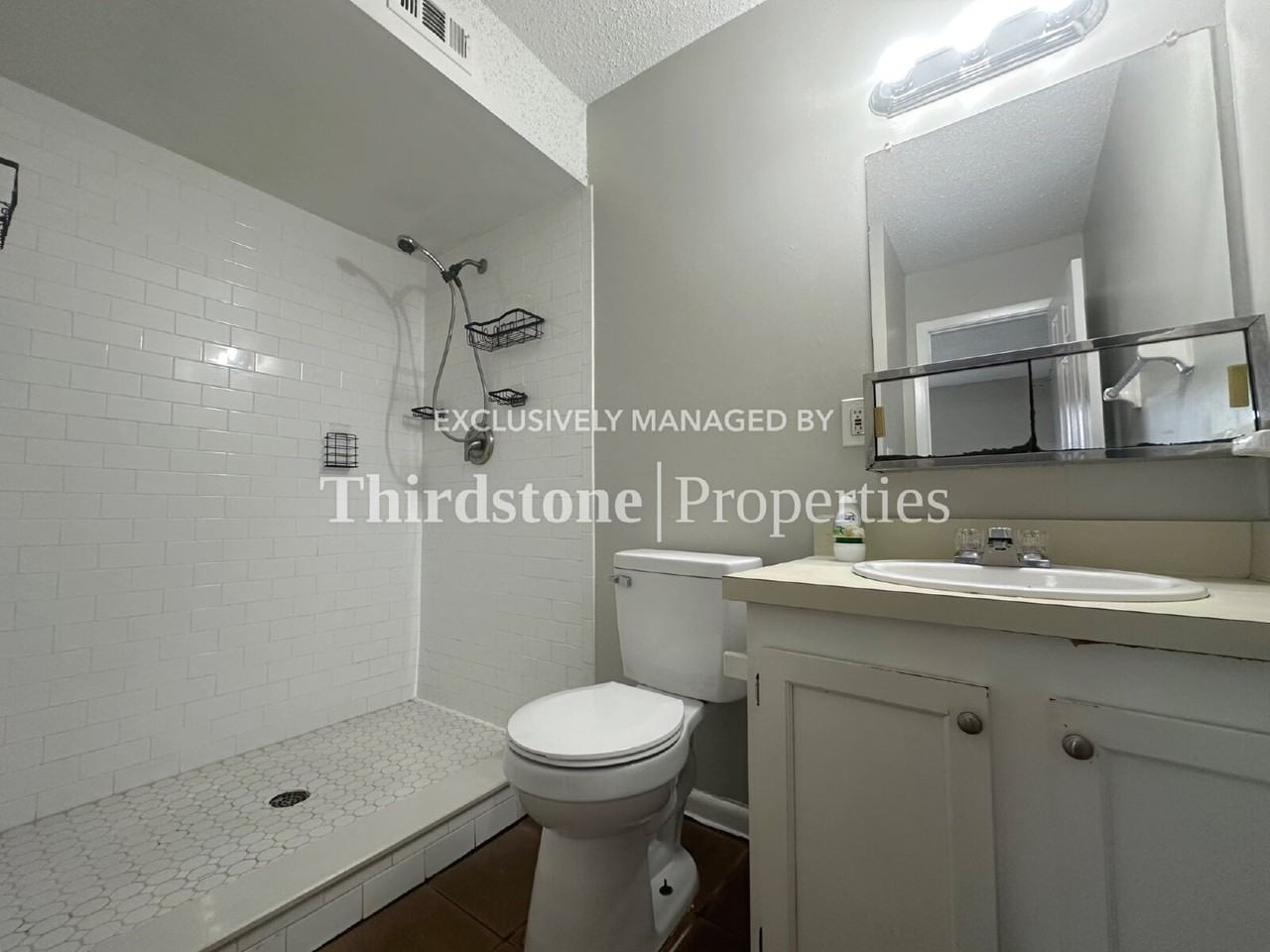 1324 Jefferson Ave #D - Photo 7 of 15