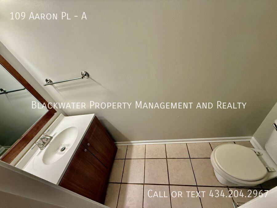 109 Aaron Pl #A - Photo 5 of 11