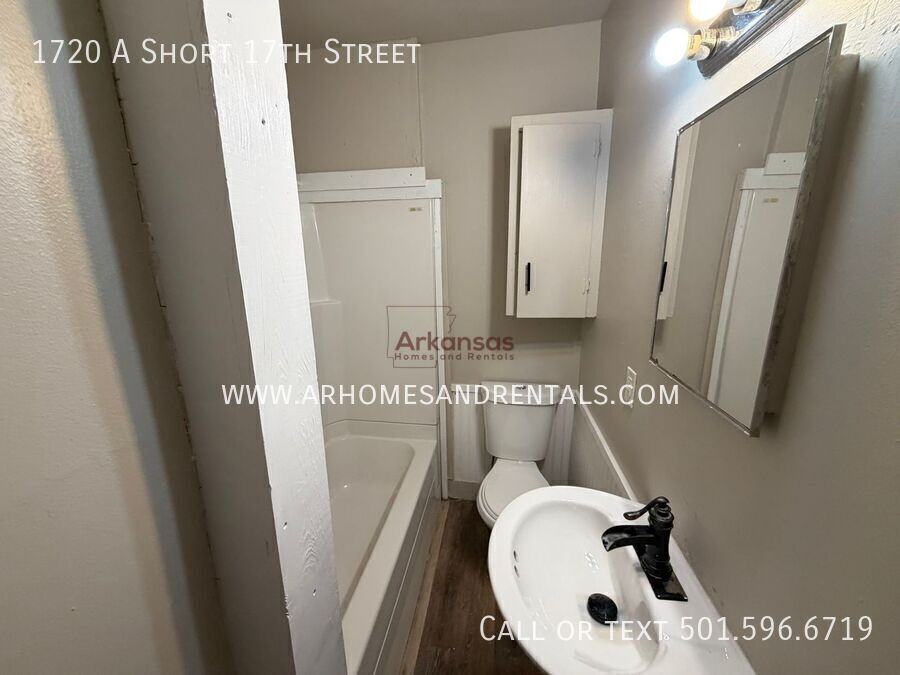 1720 W Short 17th St - Photo 6 of 14