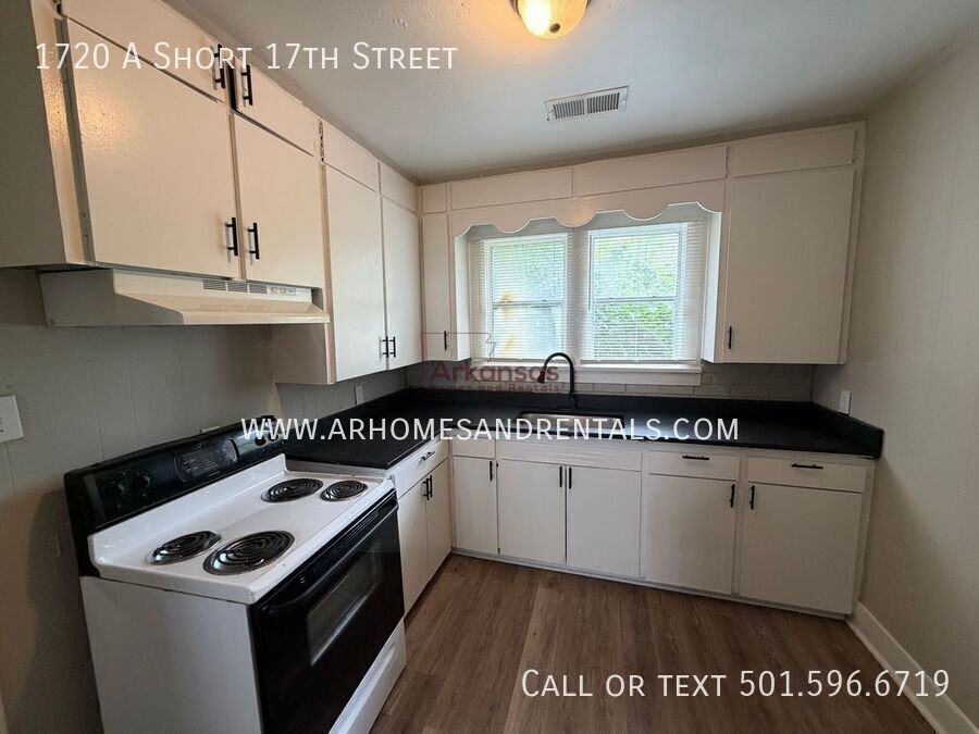 1720 W Short 17th St - Photo 7 of 14