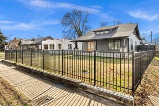 942 Maxwell Ave - Photo 1 of 1