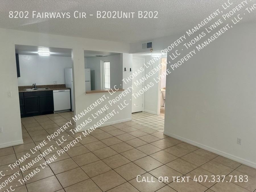 8202 Fairways Cir - Photo 5 of 11