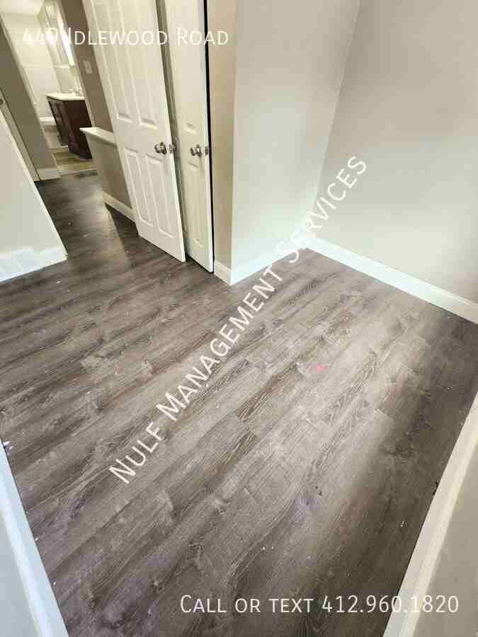 449 Idlewood Rd - Photo 5 of 9