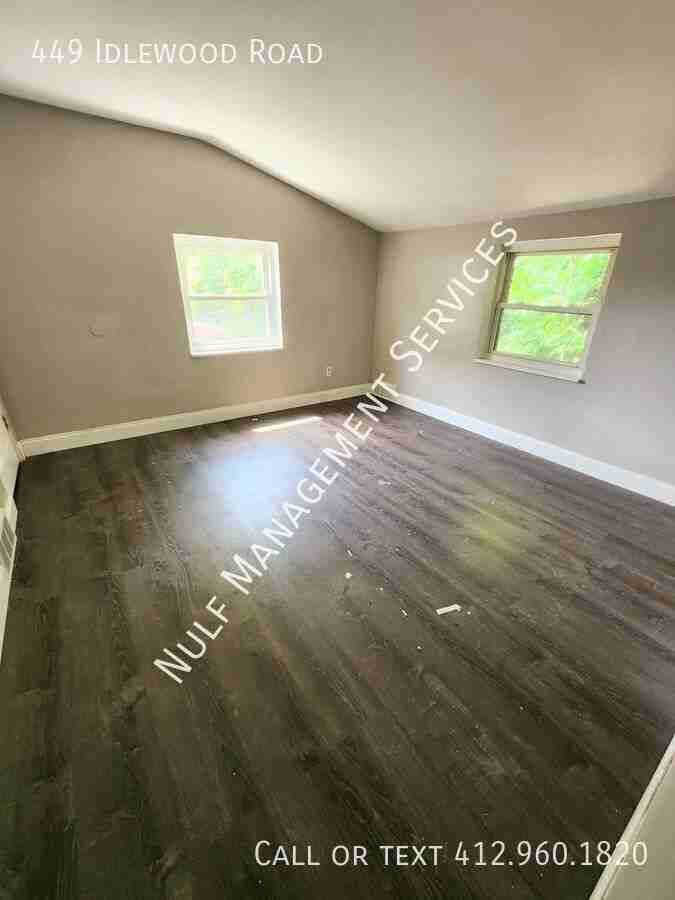 449 Idlewood Rd - Photo 7 of 9
