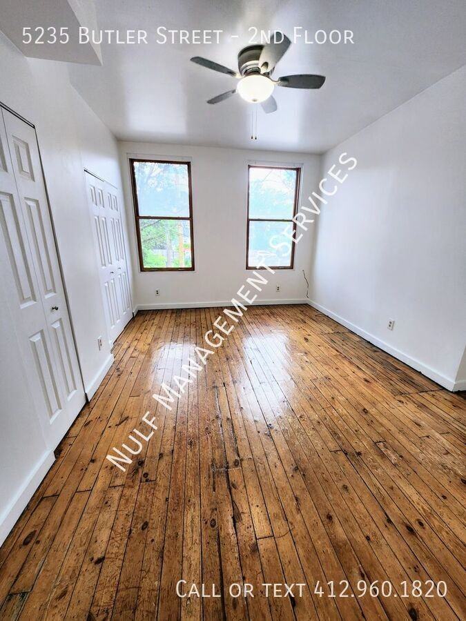 5235 Butler St #2ndFL - Photo 4 of 9