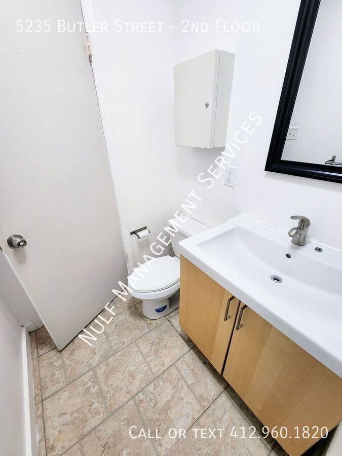 5235 Butler St #2ndFL - Photo 6 of 9