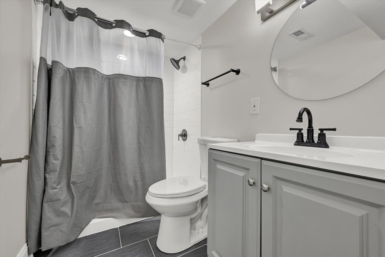 3726 Beehler Ave #1 - Photo 4 of 11