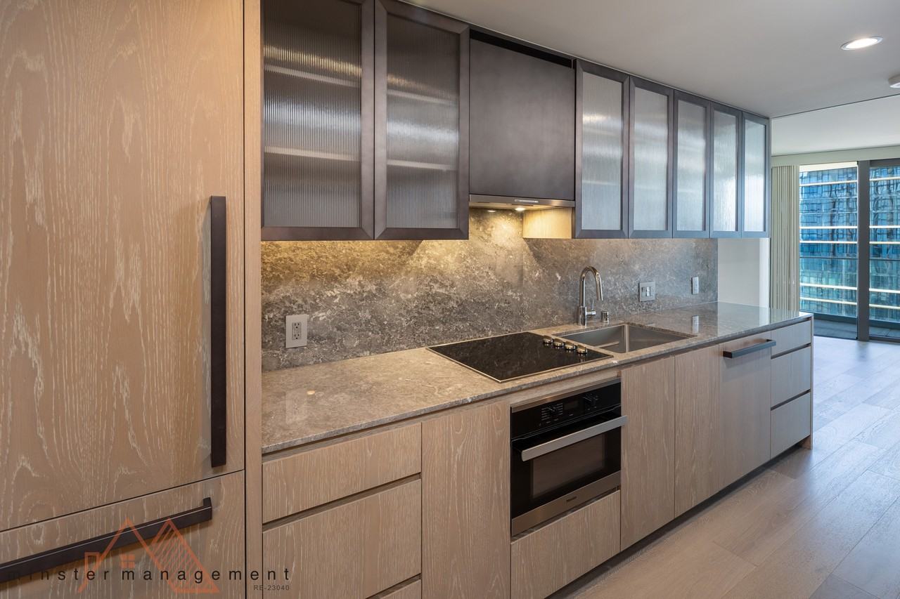 1000 Auahi St #3205