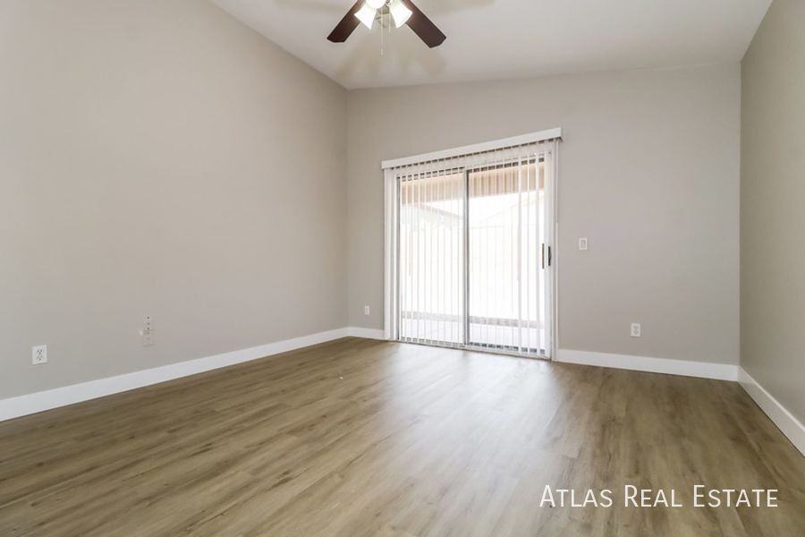 12038 W Corrine Dr - Photo 2 of 21