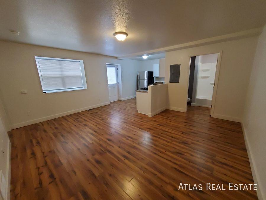 105 W Union Ave - Photo 5 of 9