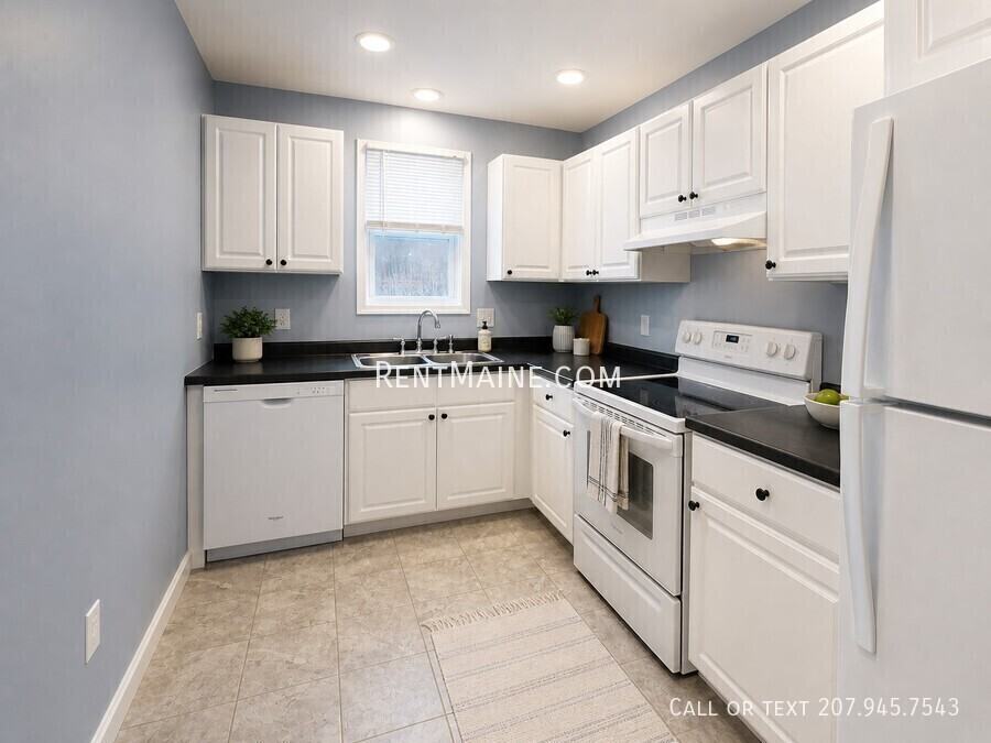 126 Western Ave #B - Photo 3 of 9