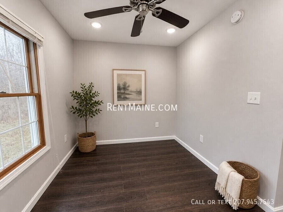 126 Western Ave #B - Photo 4 of 9