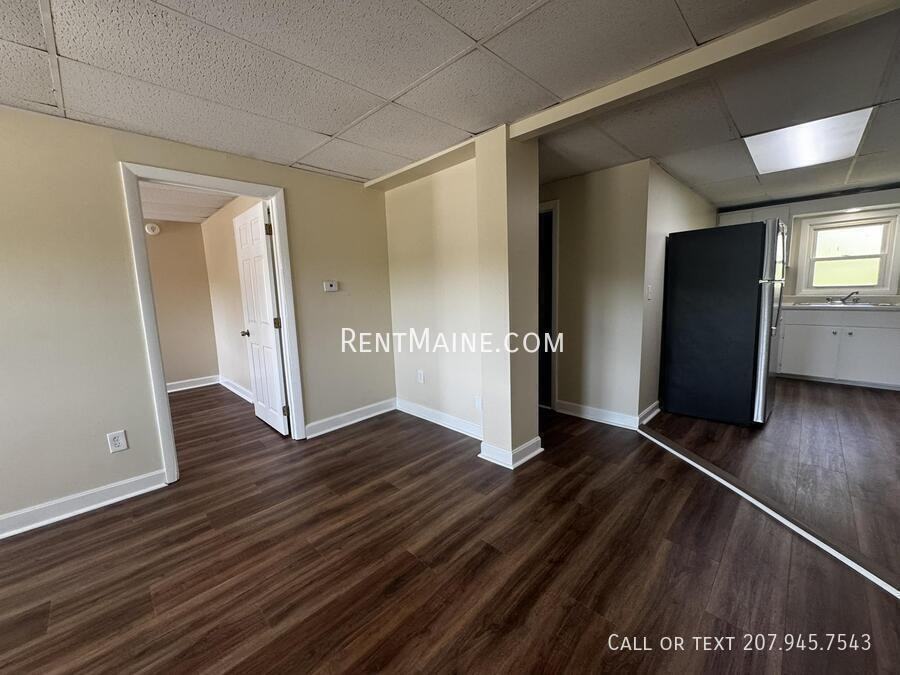 114 Riverside Dr #5 - Photo 2 of 10