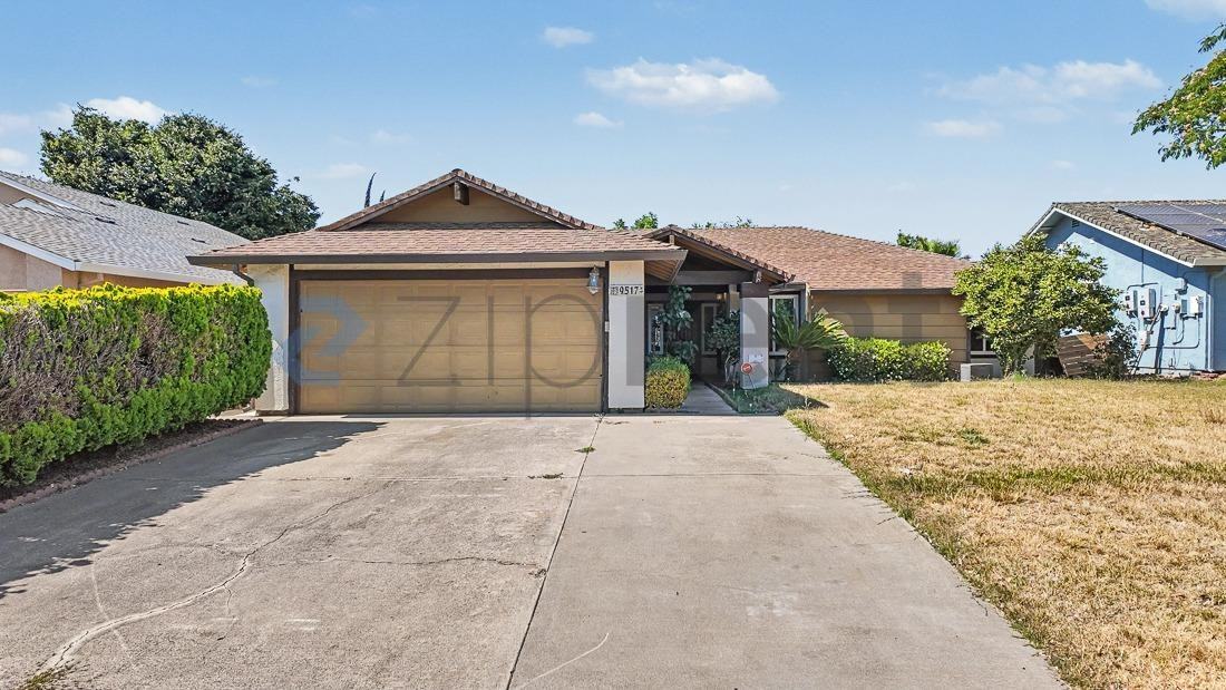 9517 Helio Dr #9517 - Photo 6 of 33
