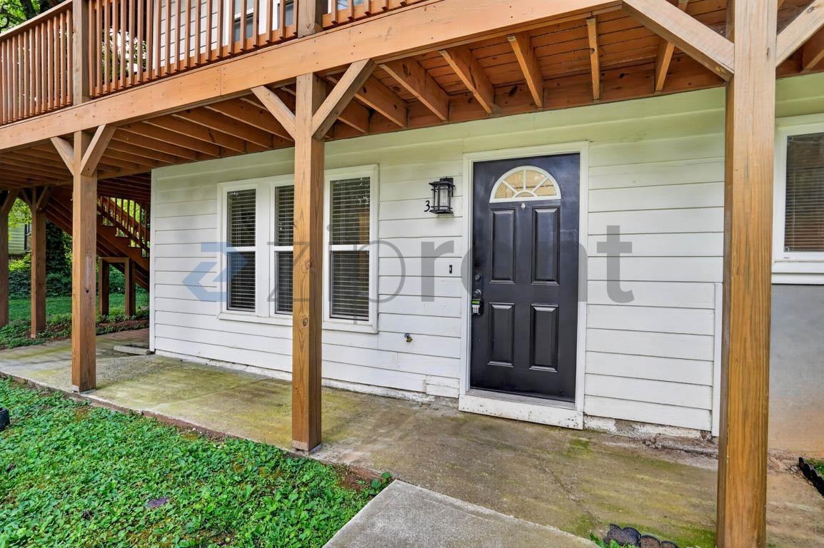 4013 Hawthorne Cir Se #3 - Photo 2 of 24