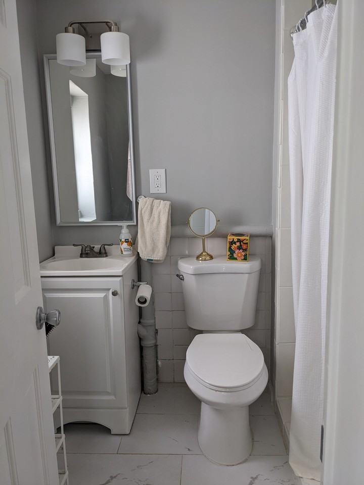 329 L St Ne - Photo 4 of 10