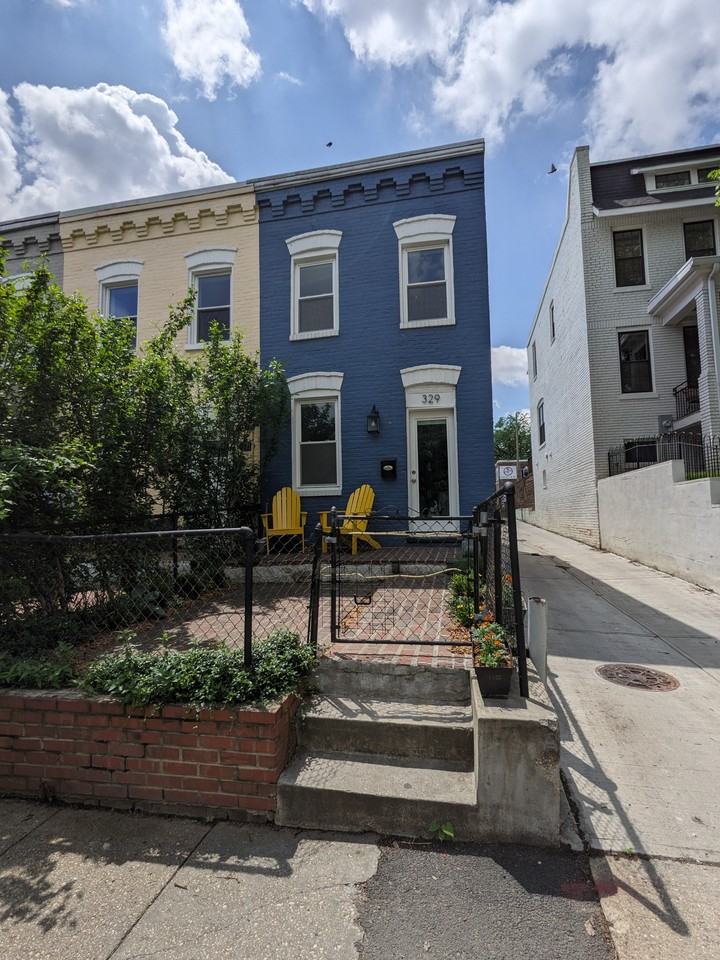 329 L St Ne - Photo 7 of 10
