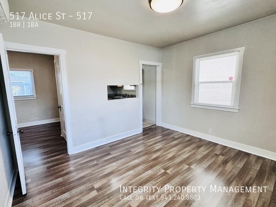 517 Alice St #517 - Photo 4 of 14