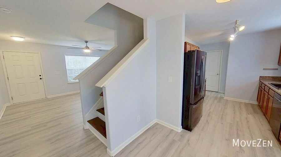 1637 Brownairs Ln - Photo 2 of 40