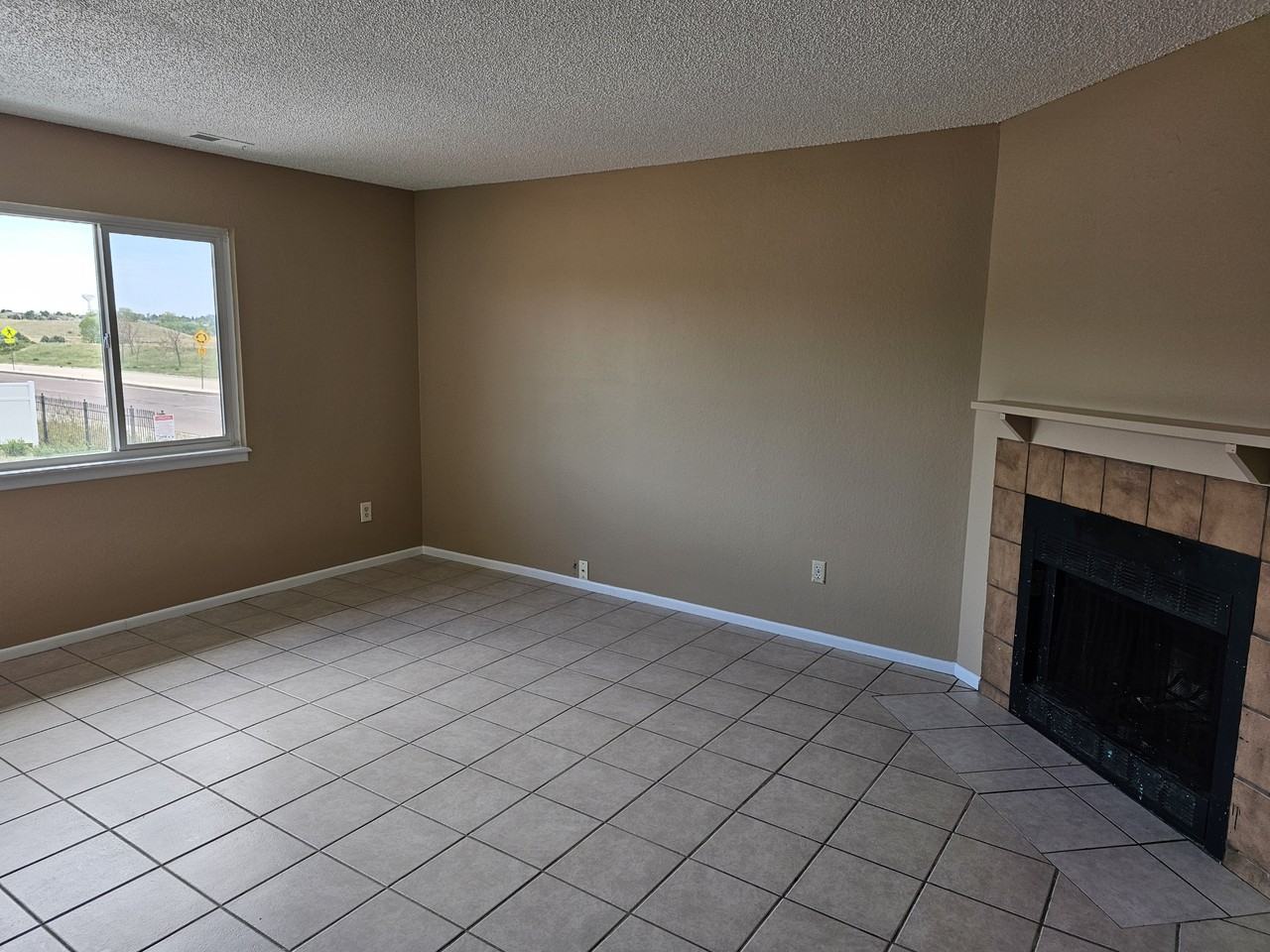 3480 Cochran Dr #D - Photo 2 of 19