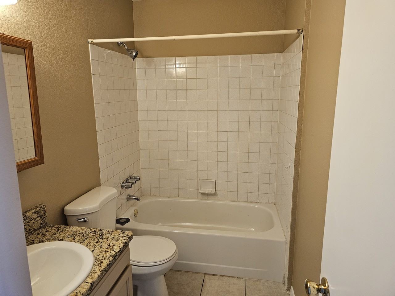 3480 Cochran Dr #D - Photo 5 of 19
