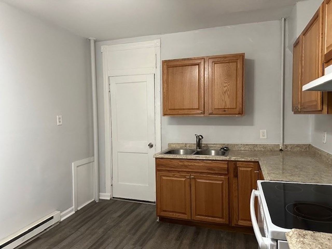 2609 N 6th St - Photo 5 of 14