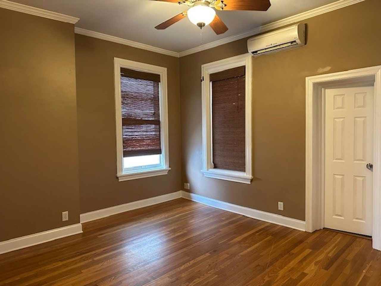 214 Pine St #2F - Photo 7 of 11