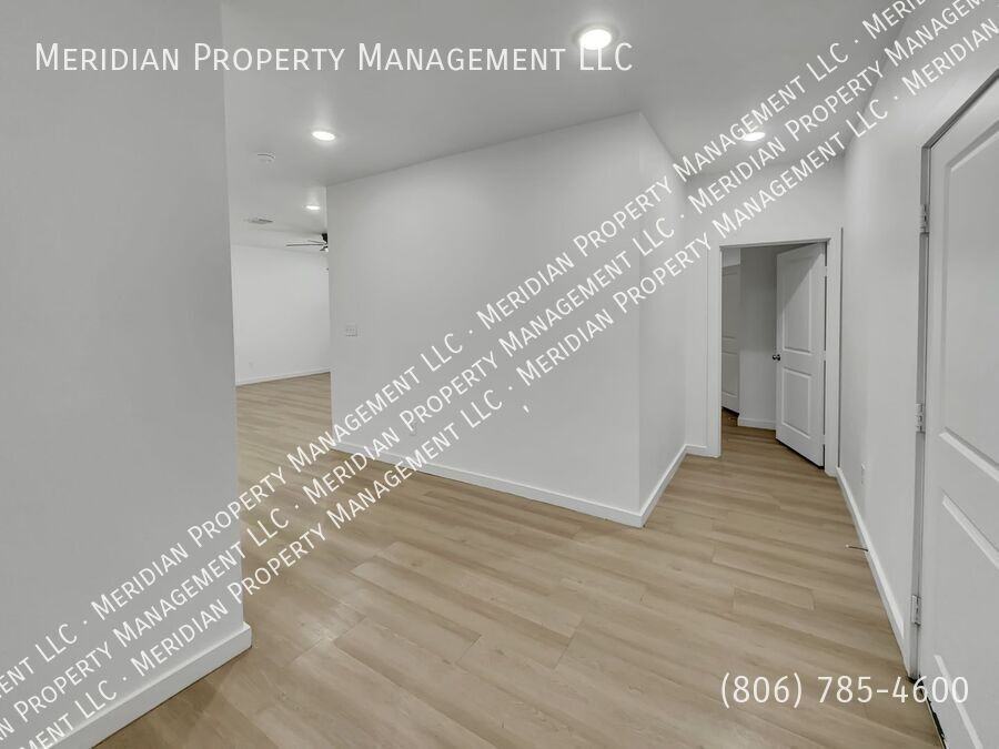 5719 Kemper St #B - Photo 4 of 31