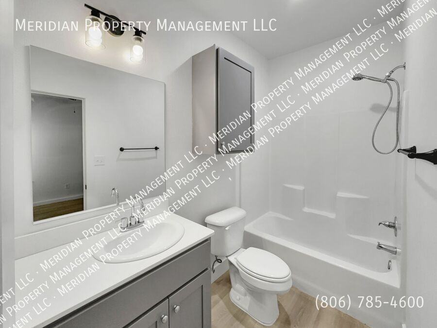 5719 Kemper St #B - Photo 7 of 31