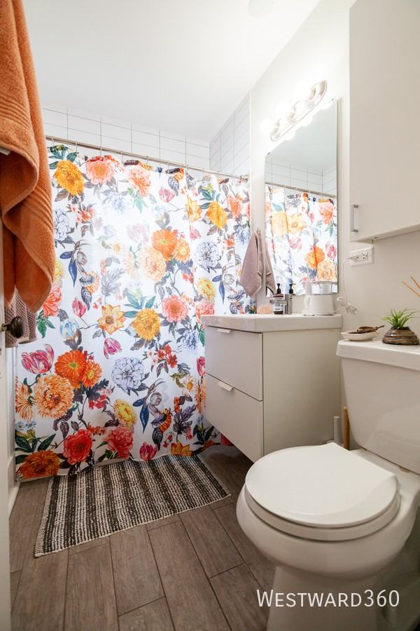 4110 N Richmond St Apt 2r #2R - Photo 6 of 11