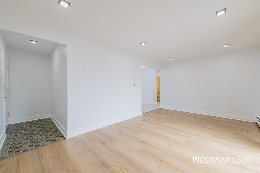 6320 W 79th St #2SE - Photo 3 of 20