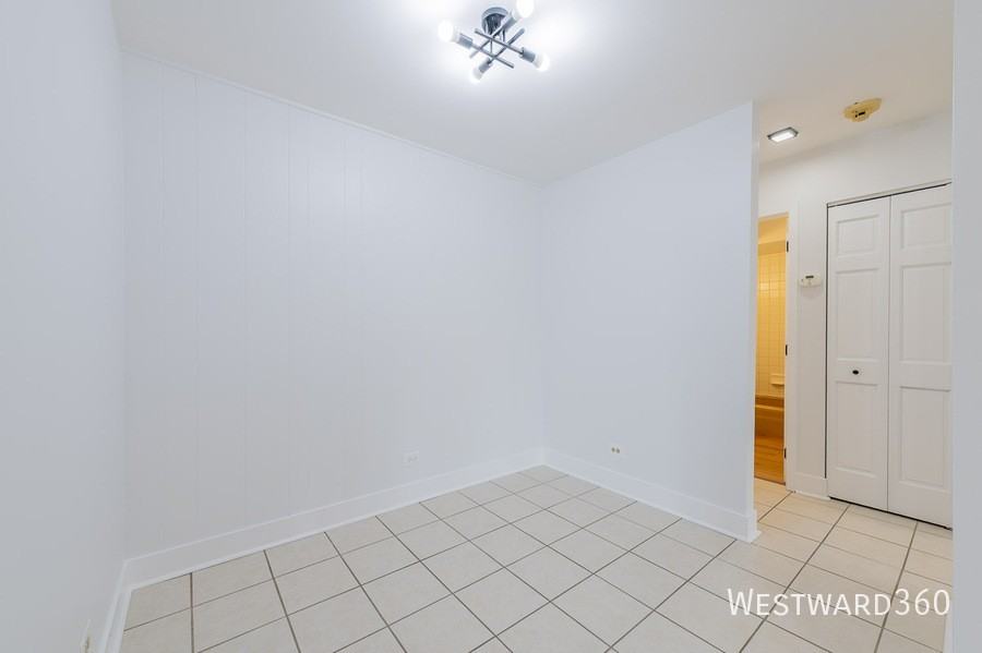 6320 W 79th St #2SE - Photo 7 of 20