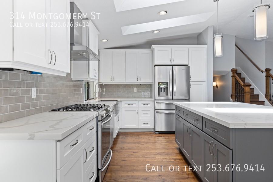 314 Montgomery St - Photo 3 of 34