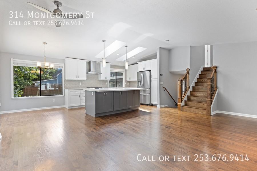 314 Montgomery St - Photo 4 of 34