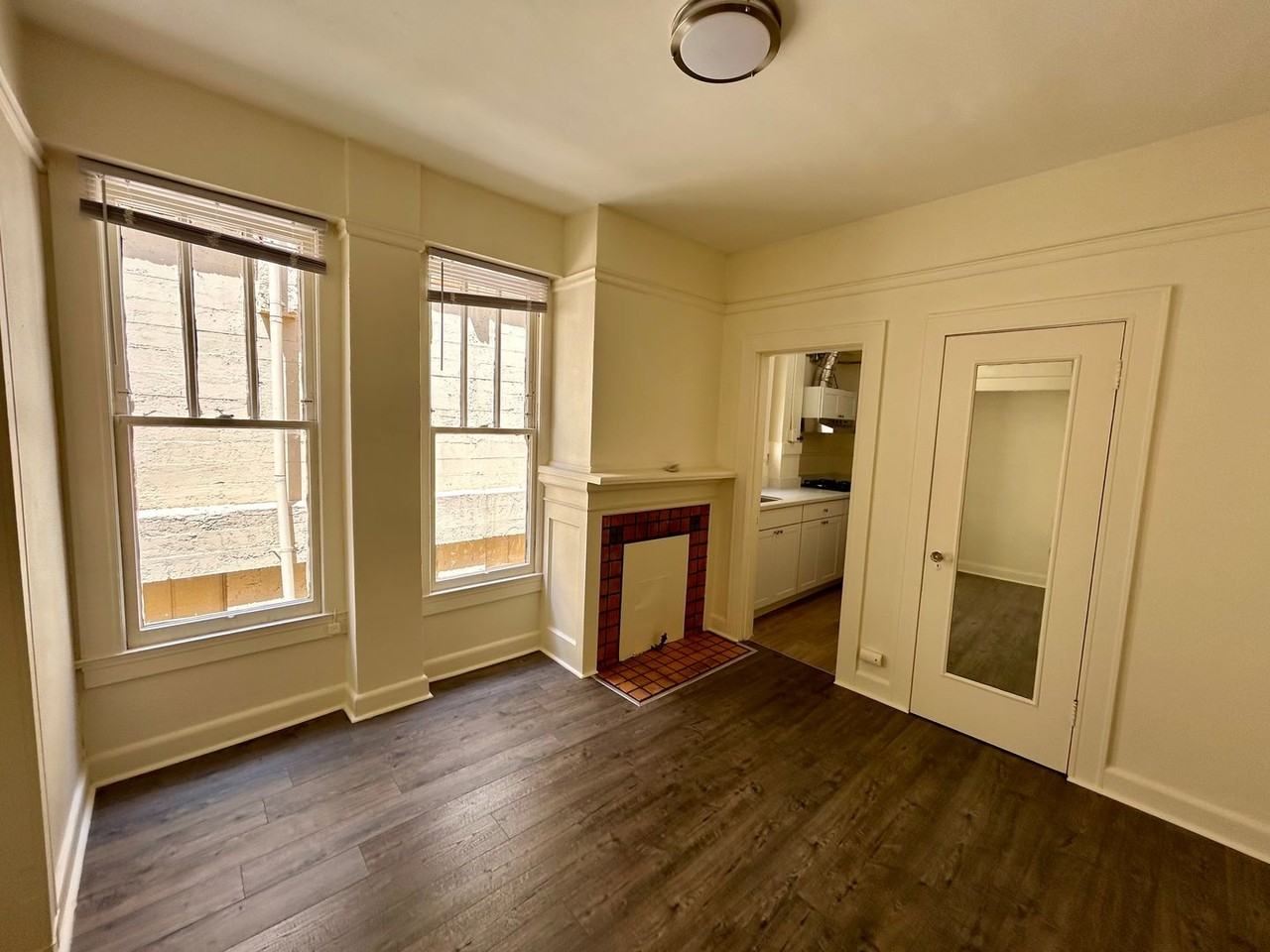 1027 Grant Ave #8 - Photo 3 of 9